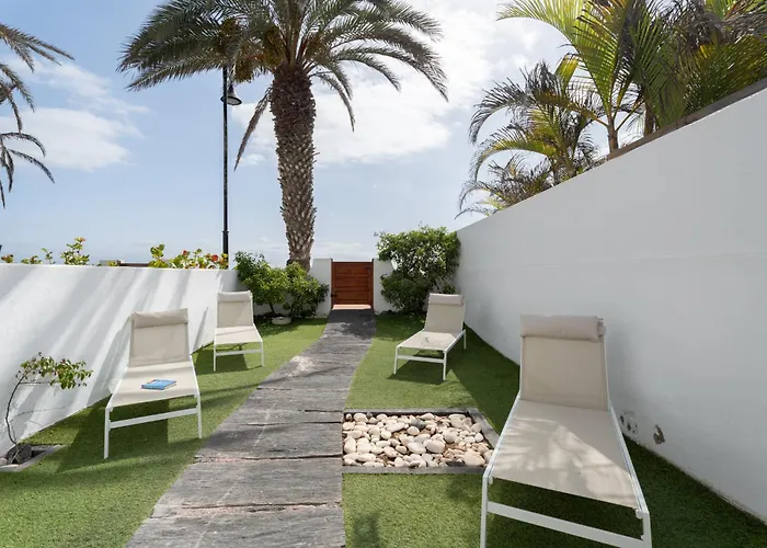 In Parque Santiago Iii * プラヤ・デ・ラス・アメリカス