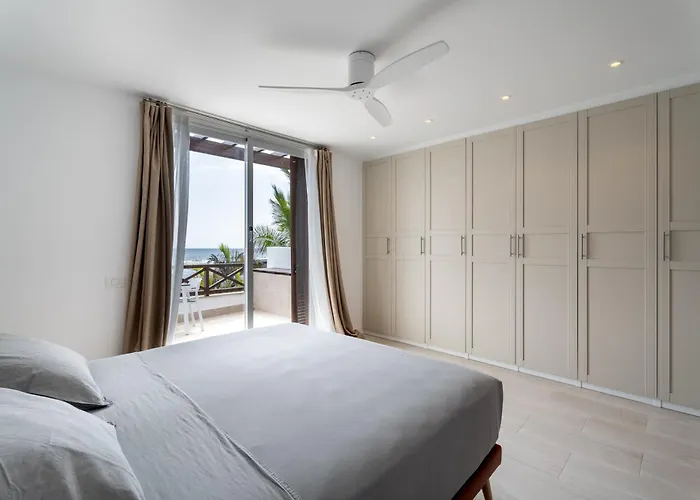 In Parque Santiago Iii プラヤ・デ・ラス・アメリカス