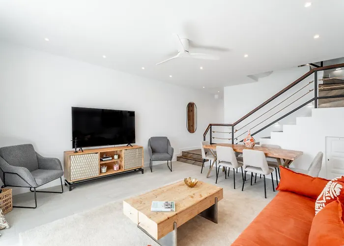 In Parque Santiago Iii * Playa de las Americas (Tenerife)