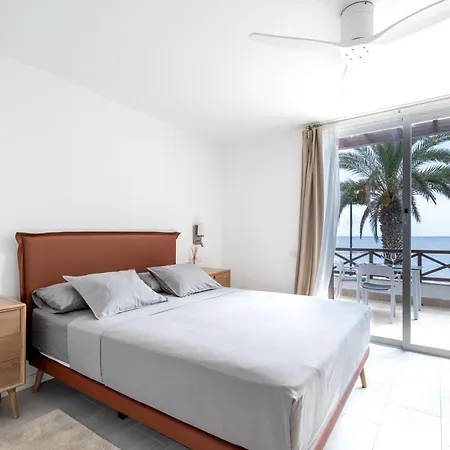 In Parque Santiago Iii * Playa de las Américas